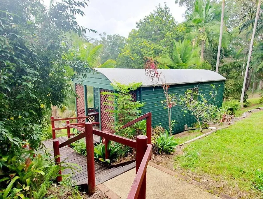 Birdsong Train Carriage Cabin With Outdoor Bath Palmwoods